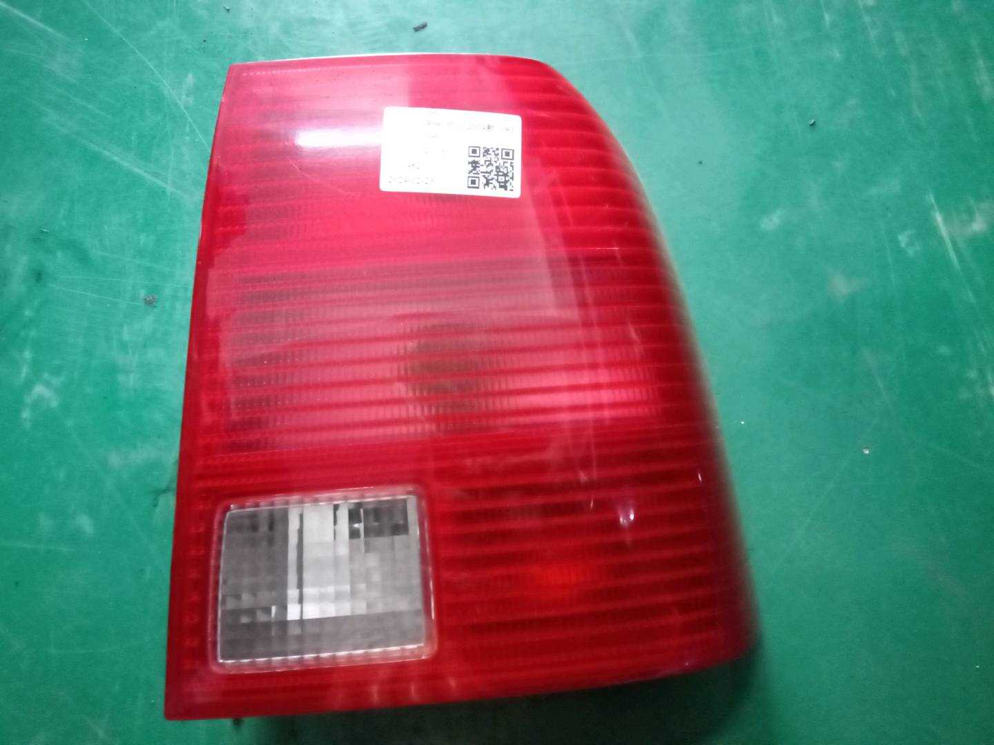 3BD945096 外尾灯总成(右)