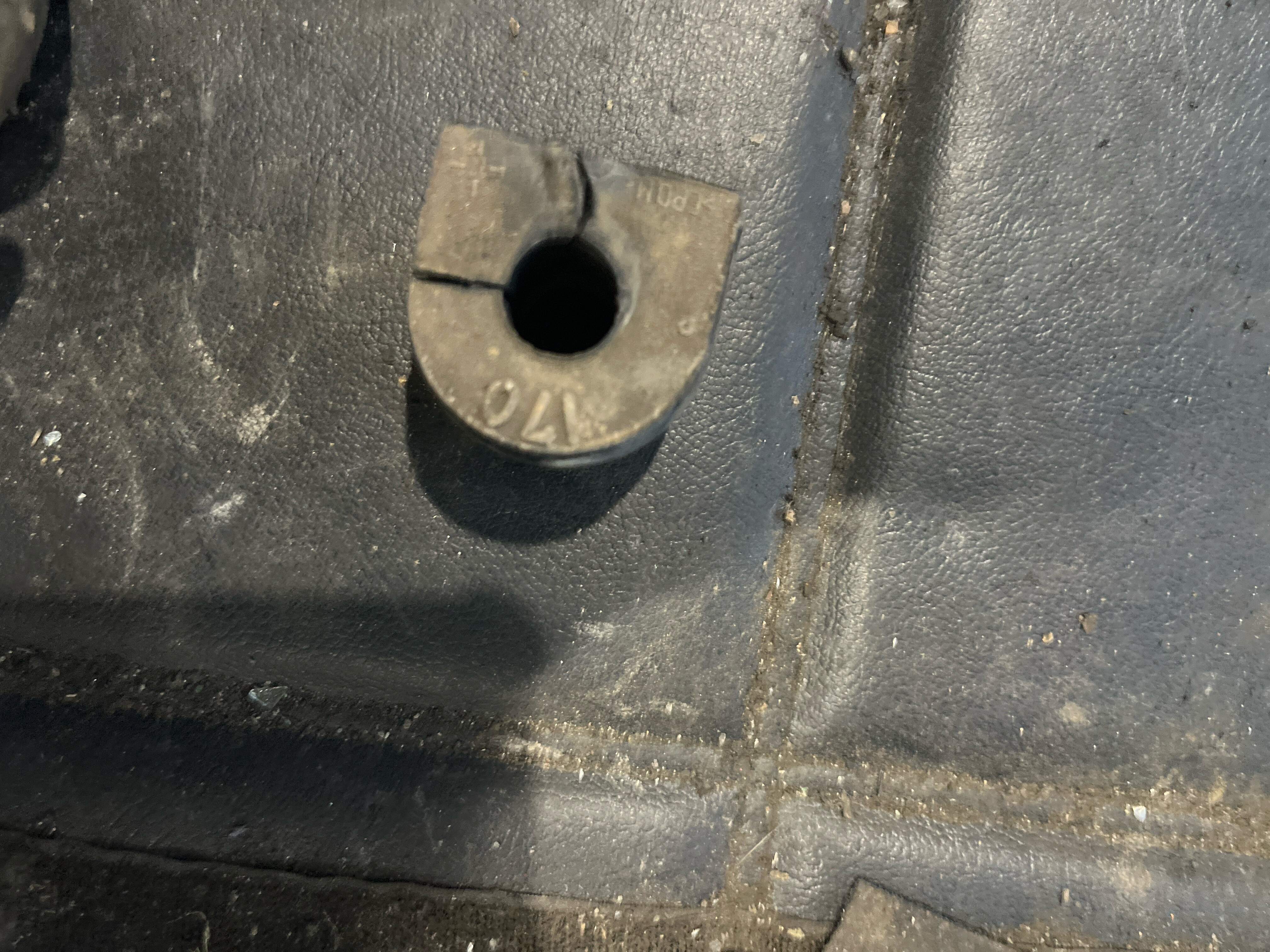33556875400 Rear Stabilizer Bar Bushing, Left