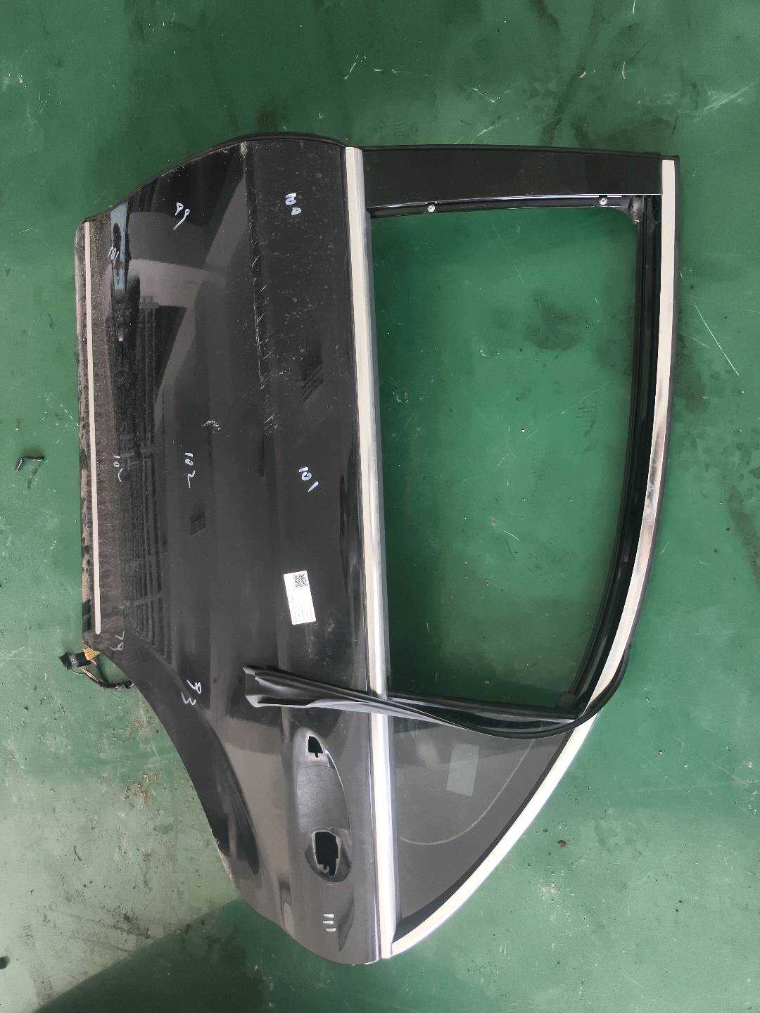 A2217300505 后门壳(左)
