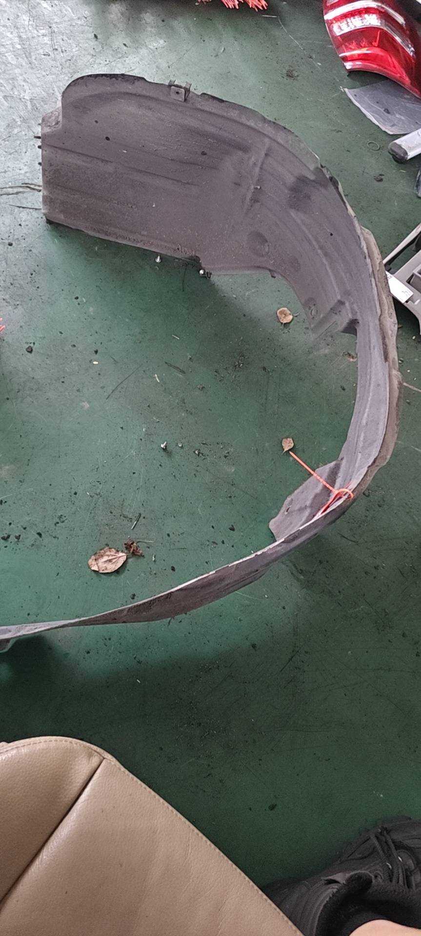 538760R030 前叶子板内衬(左)
