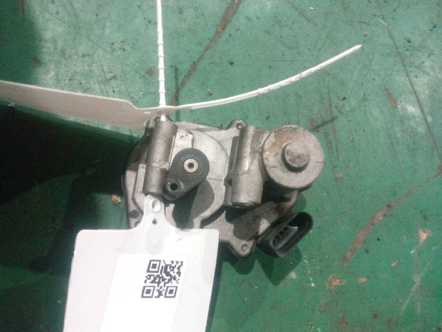 06F133482E 进气调节器
