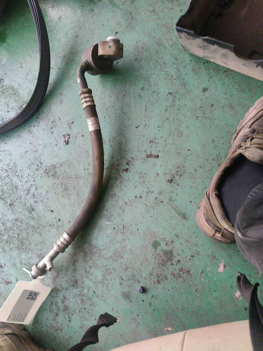 A2048306115 A/C Low Pressure Line (From AC Compressor To Evaporator)
