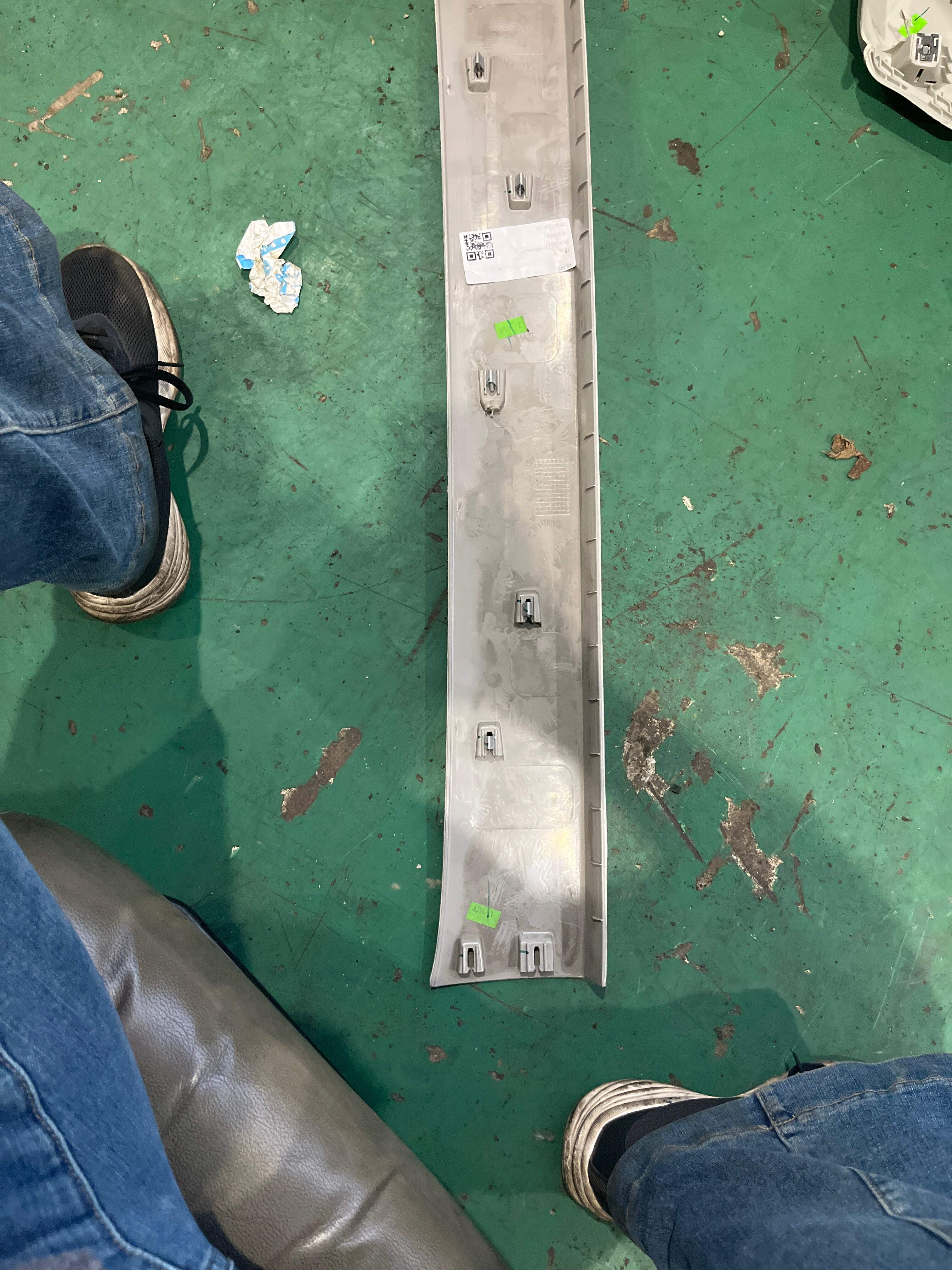 1K9867617C Headliner Molding, Rear