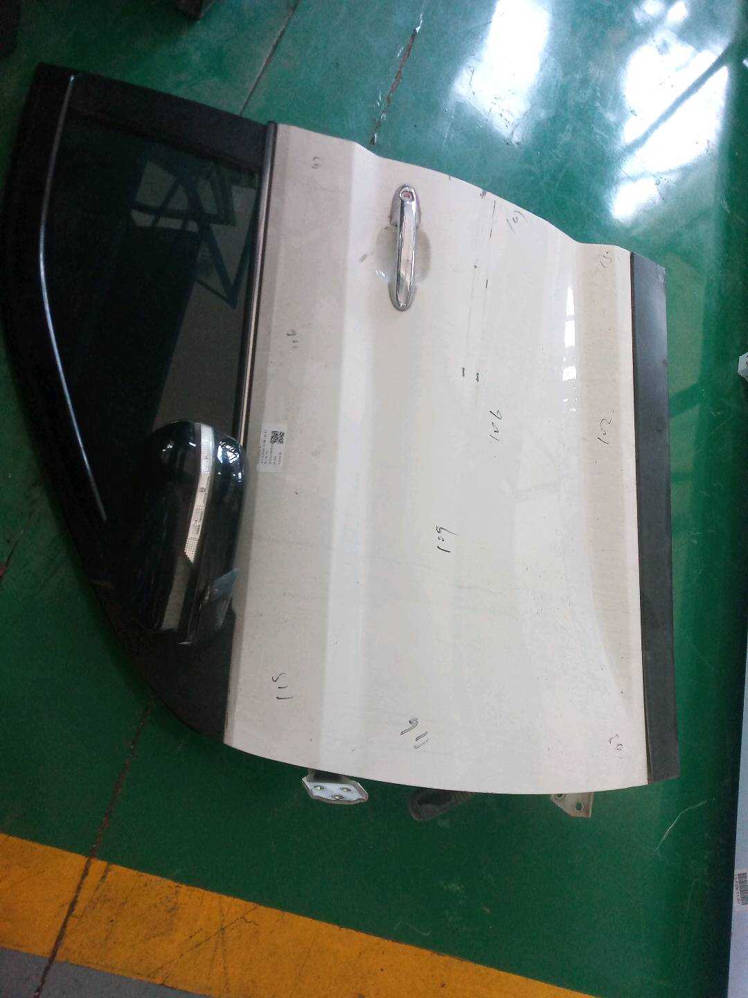 6101100FK01D 前门壳（左）