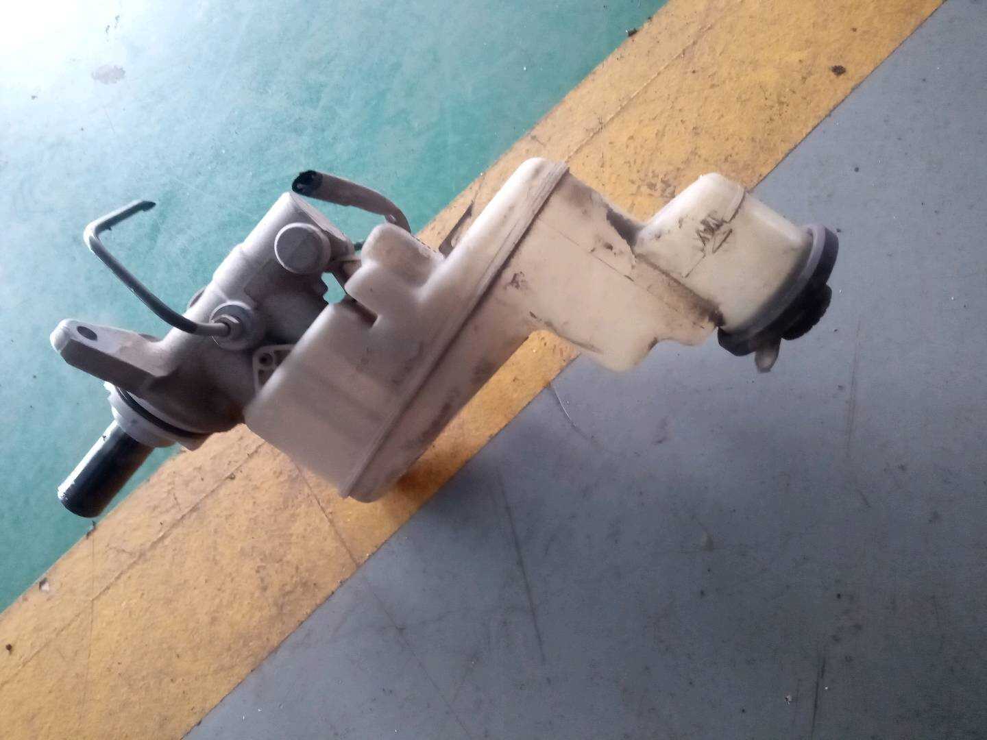 4720106400 Brake Master Cylinder