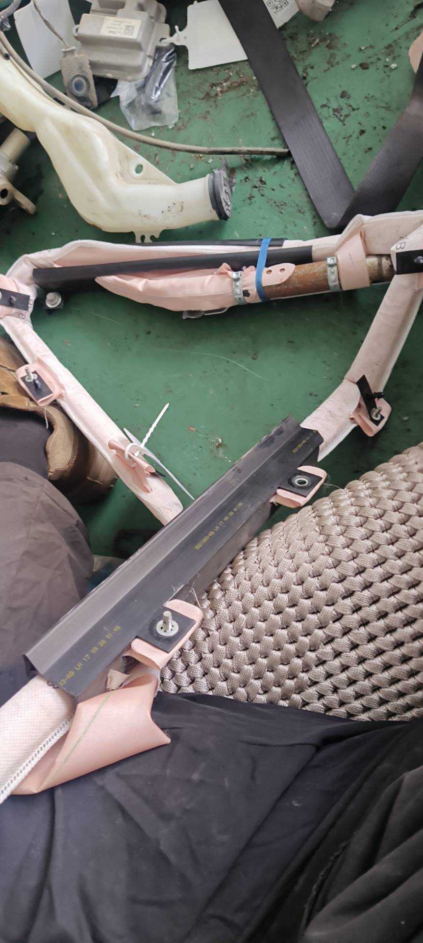 84363179 Roof Curtain Airbag Assembly, Left