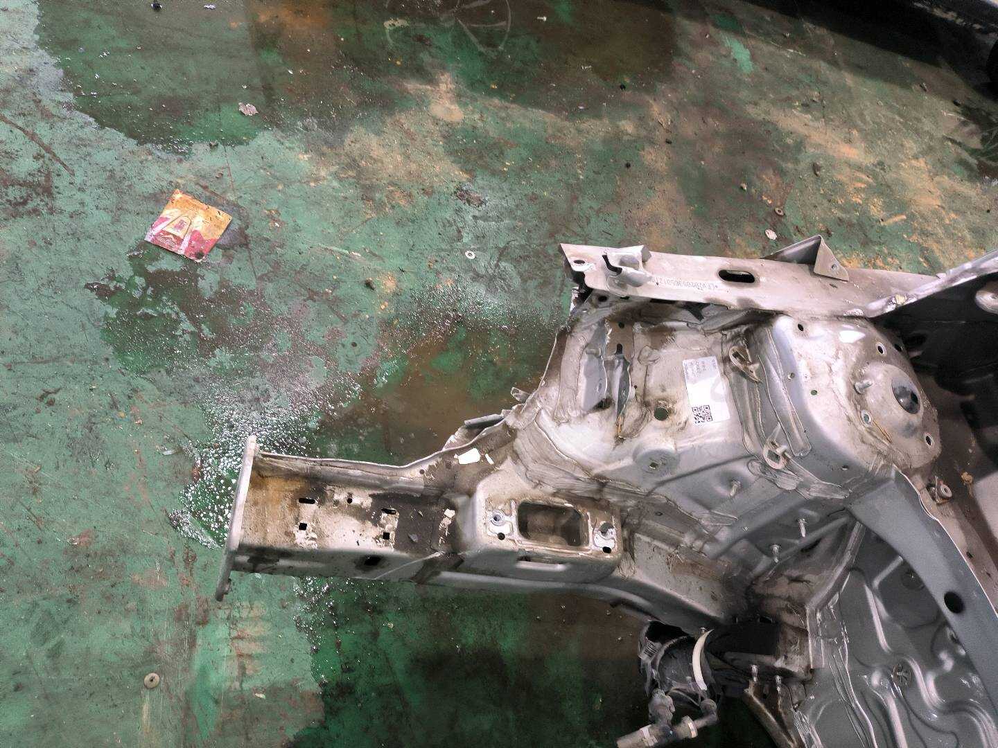 L5Q0803092B 前纵梁(右)