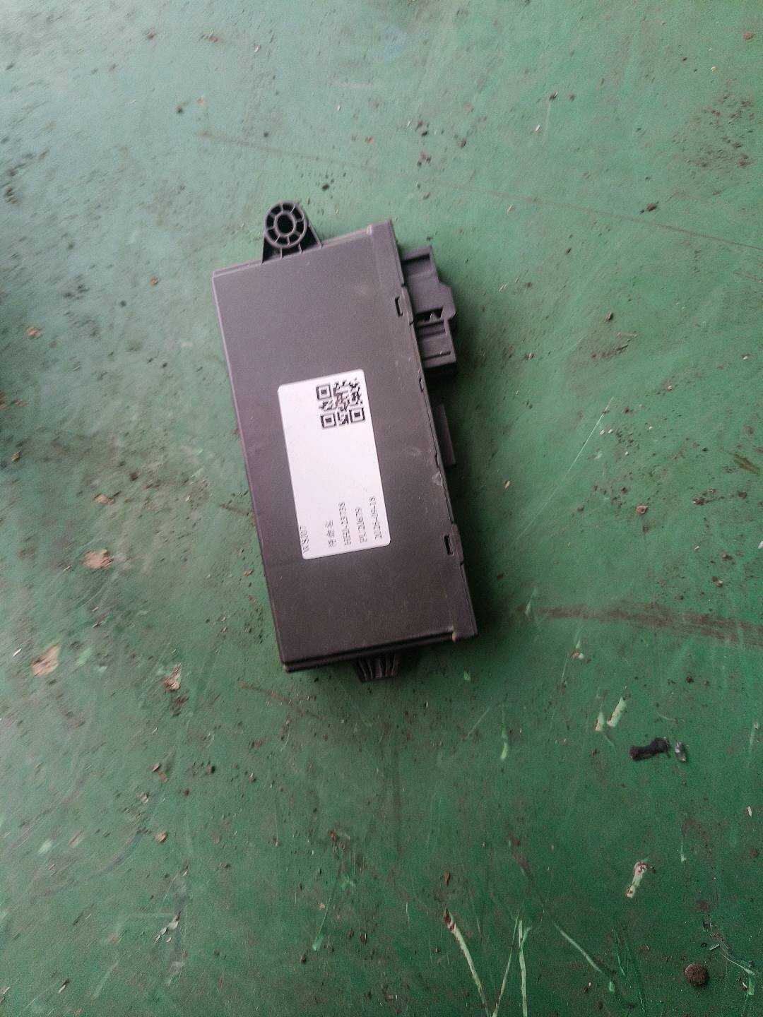 61359227053 车门控制单元