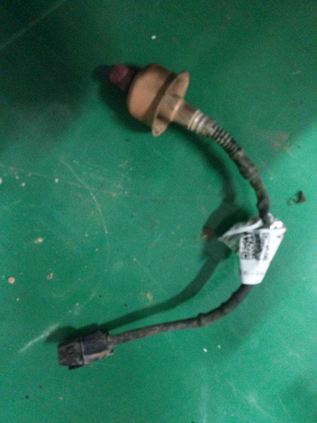 3921003055 氧传感器(前)