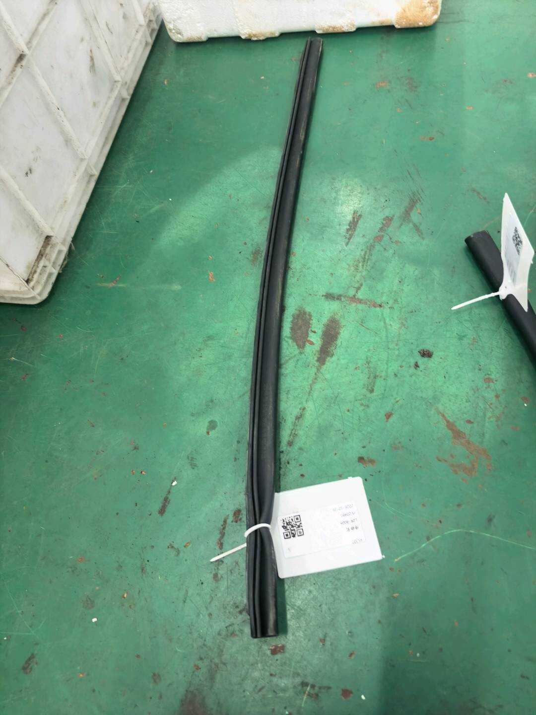 54102993886 Component Seal Side Trim