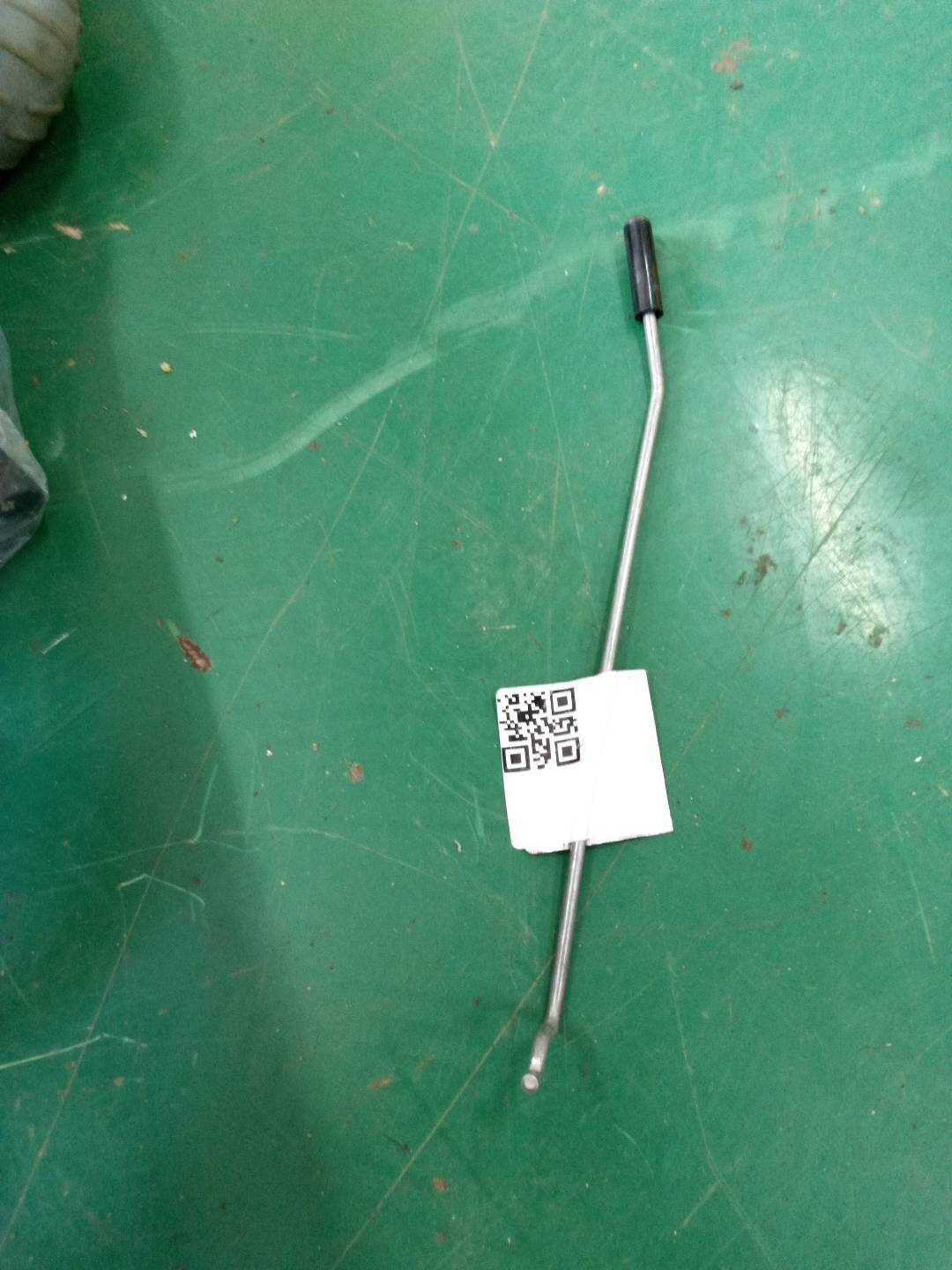 51227381633 后门锁止杆(左)