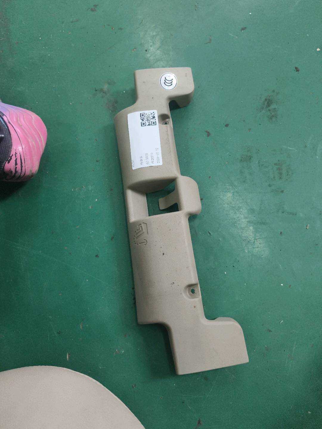 799570R030E0 后排右侧座椅后支架盖