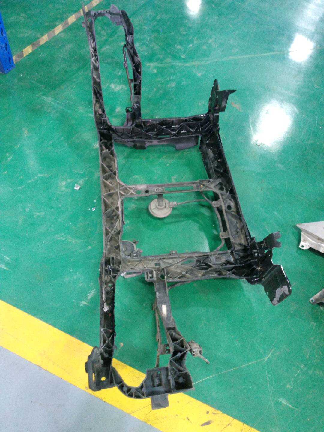 641011X000 水箱框架