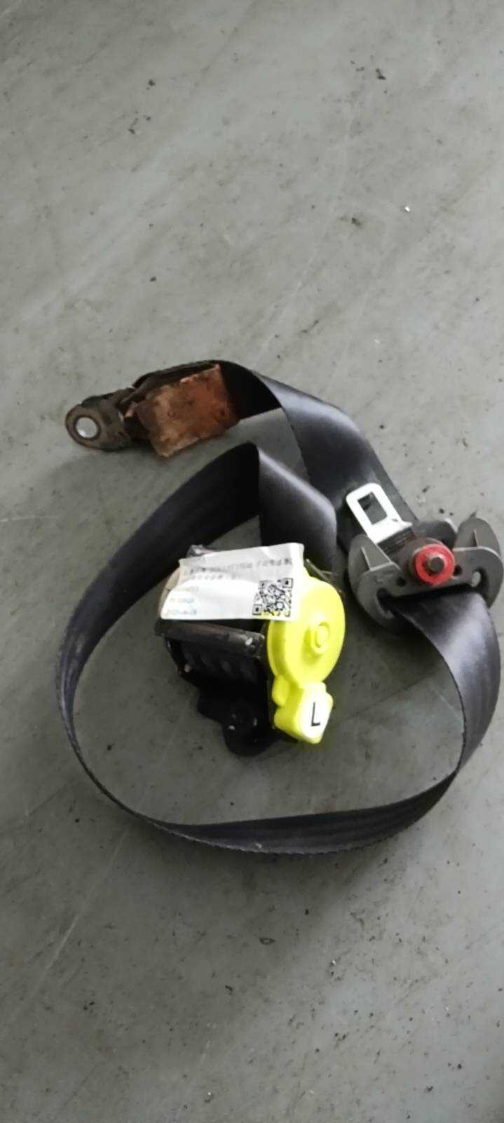 10104713 Rear Seat Side Seat Belt, Left