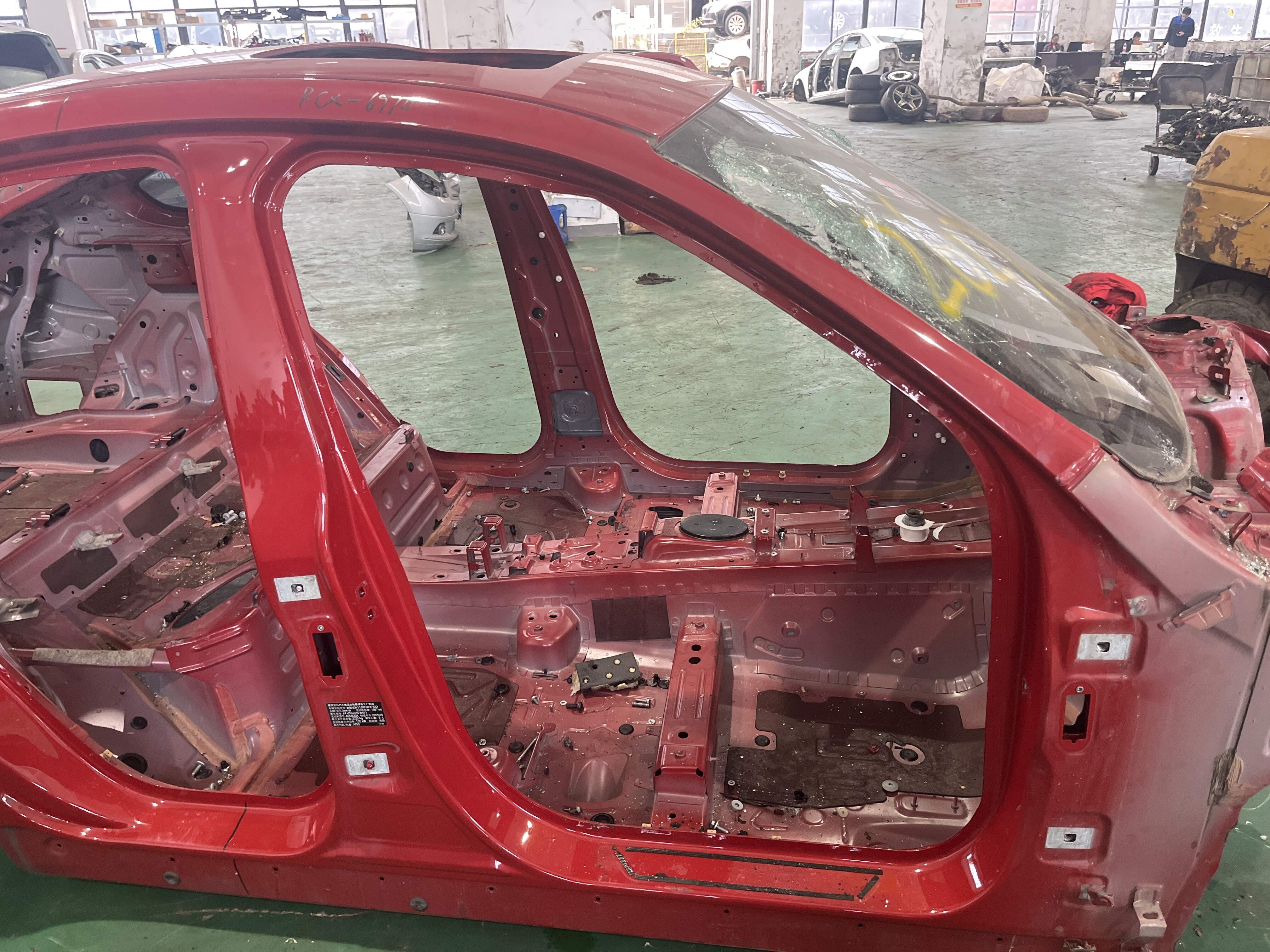 41217385416 Side Body Outer Panel, Right
