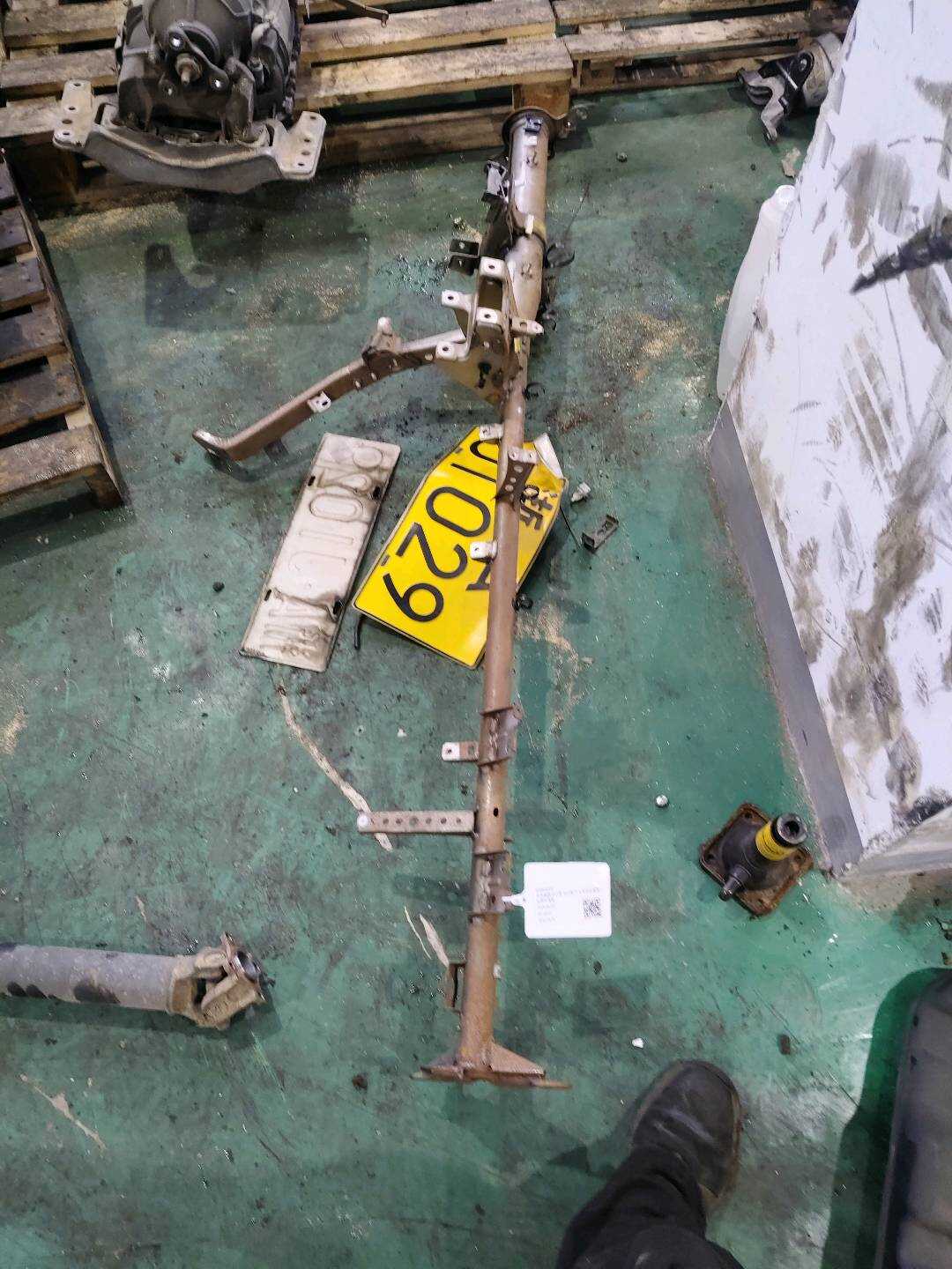 5533026300 Dashboard Frame