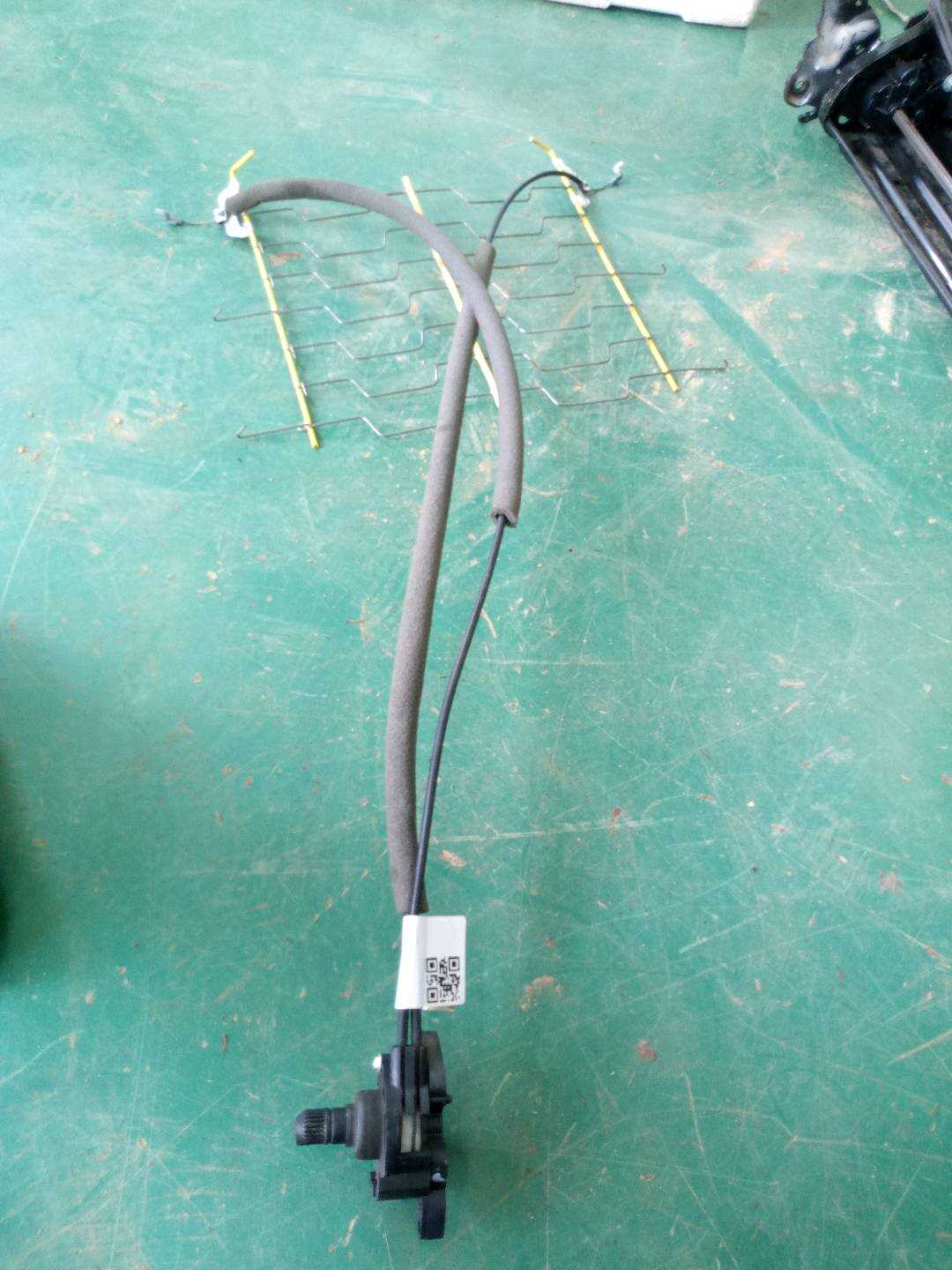 A1699100144 车架