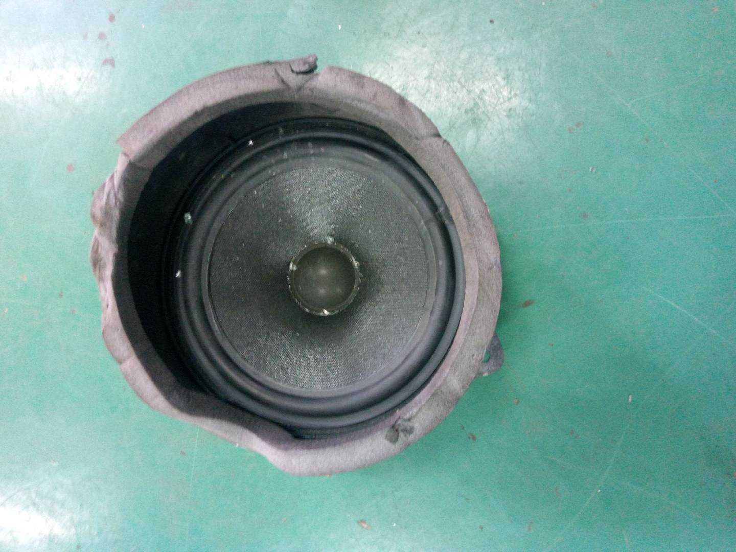 65138379568 前门扬声器(右)