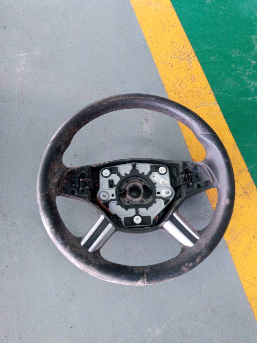 A16446043039E37 Steering Wheel