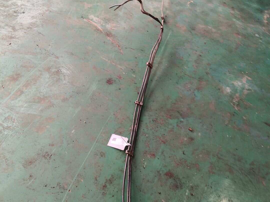 L4FD201544A Fuel Tank Feed Pipe