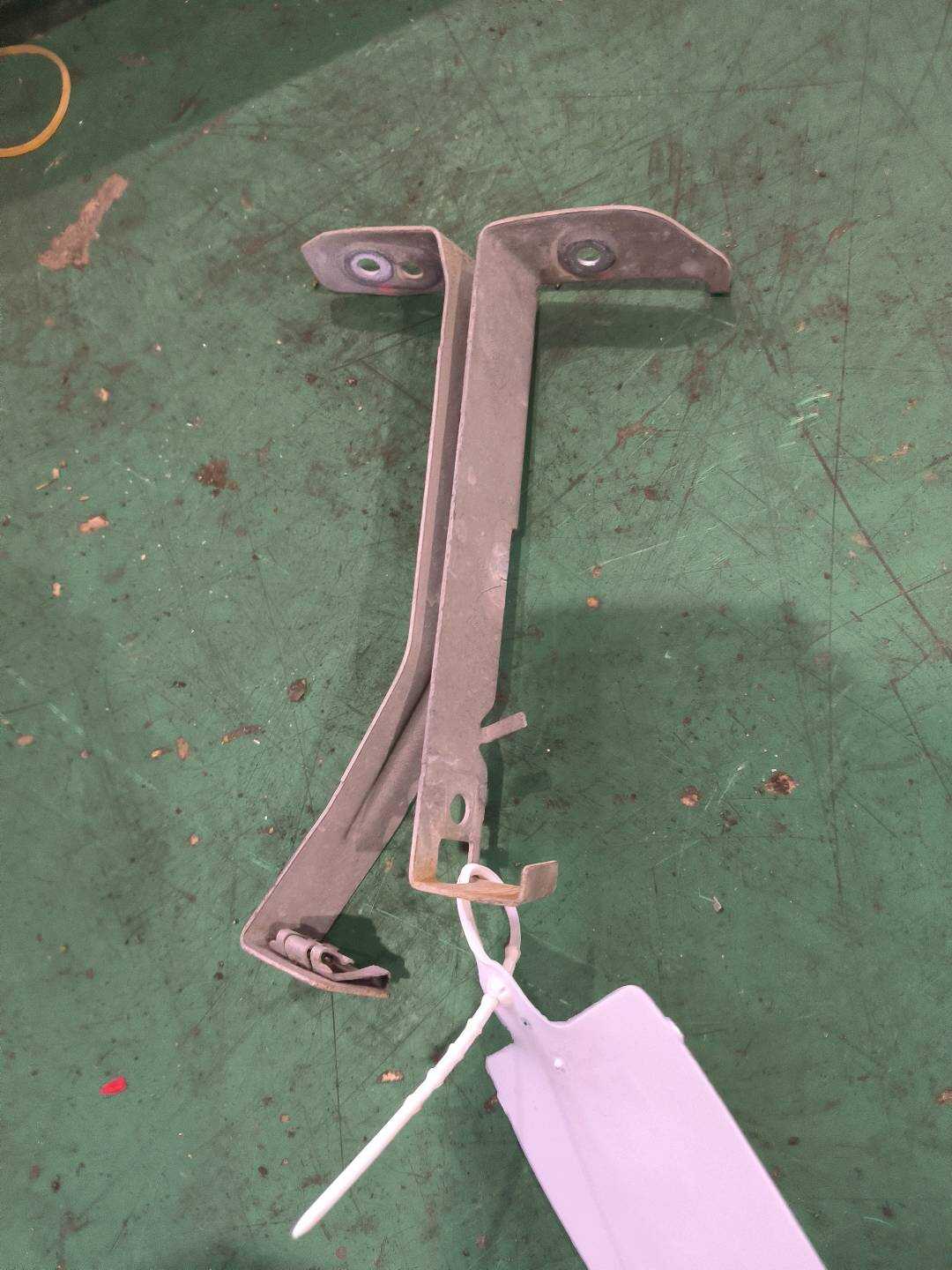 A2045241340 Engine Under Cover Bracket, Left