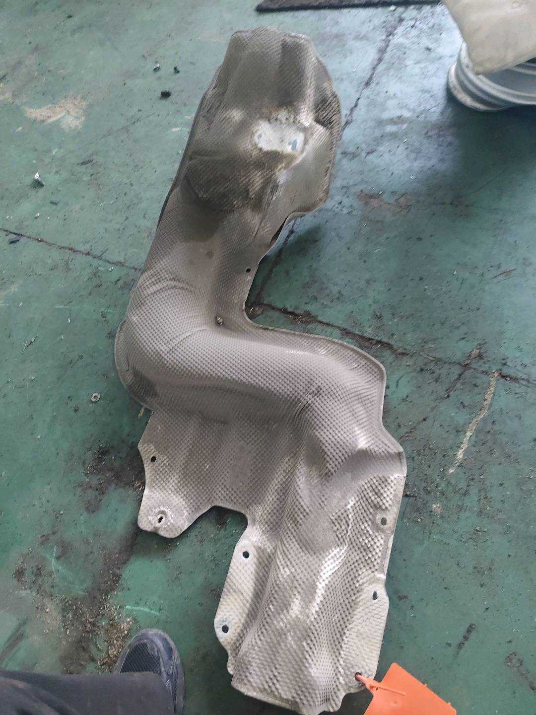 B012892 Exhaust Pipe Mid Heat Shield