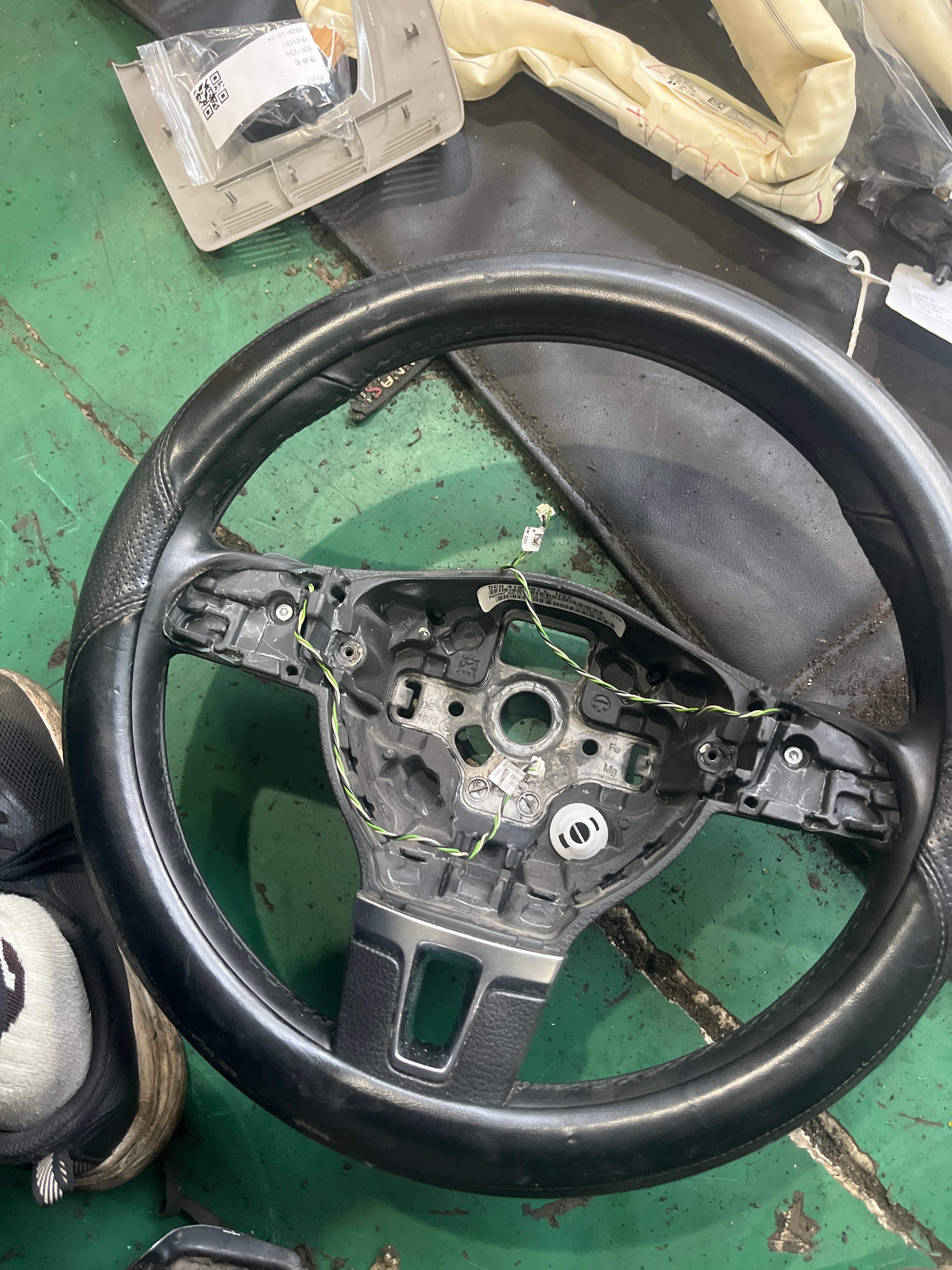 5C0419091L Steering Wheel
