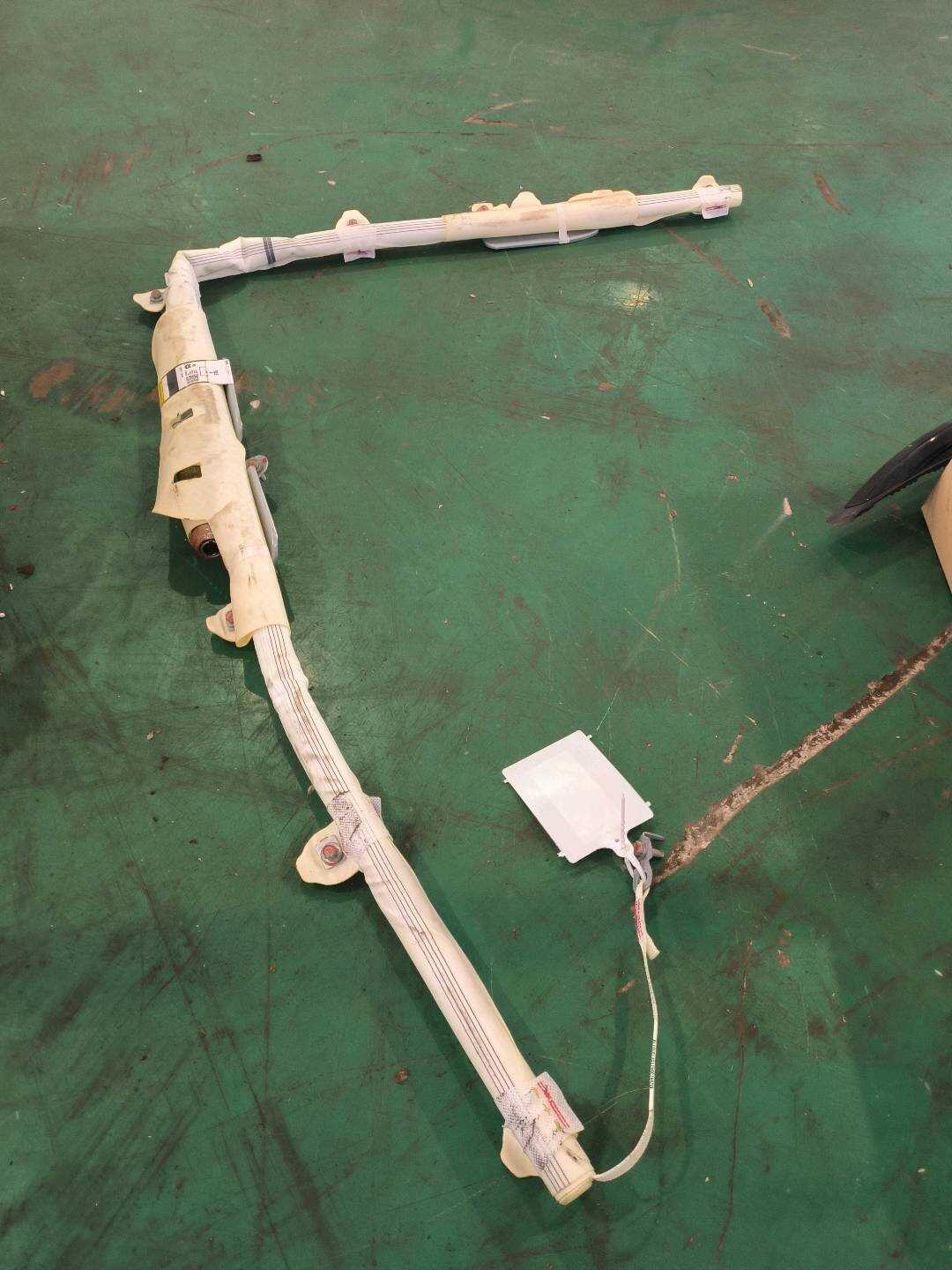 P0009233 Side Curtain Airbag - Right