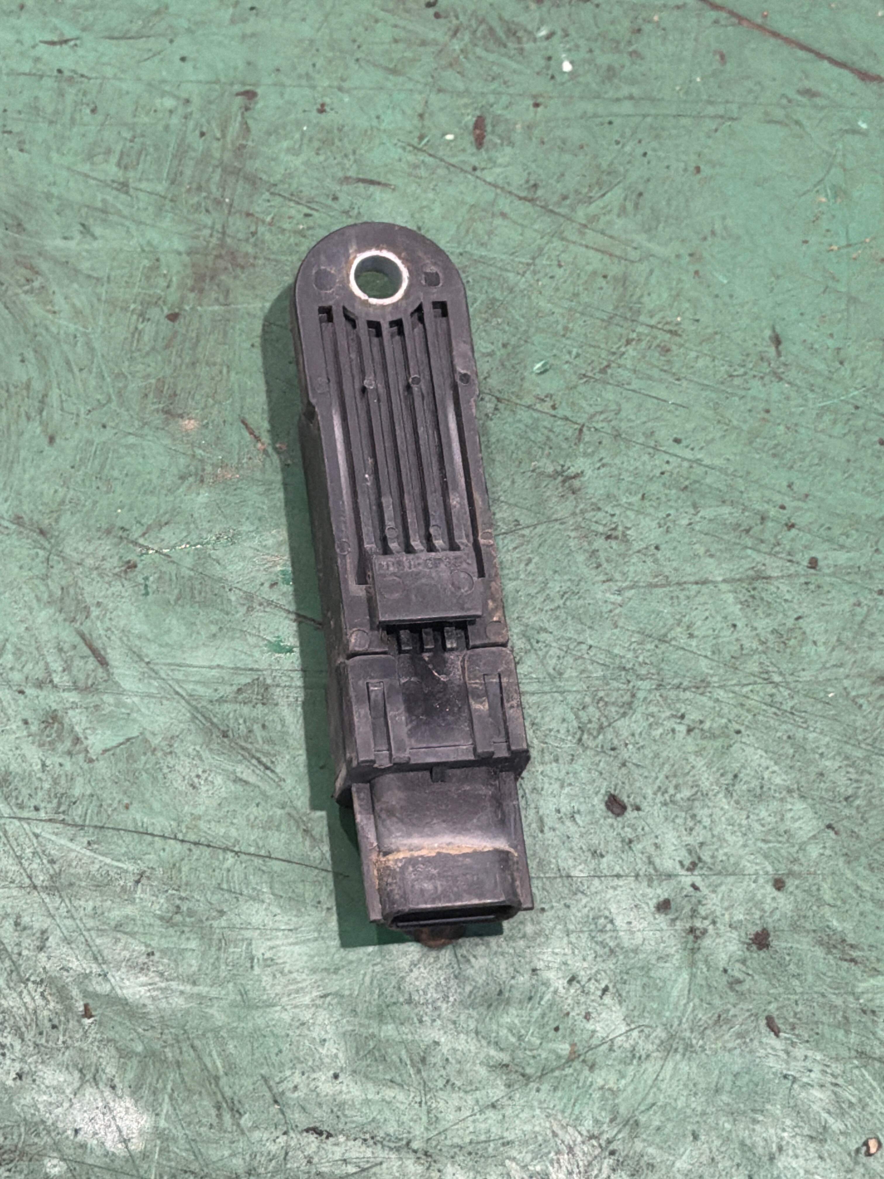 407401CA0A 轮胎胎压信号接收器