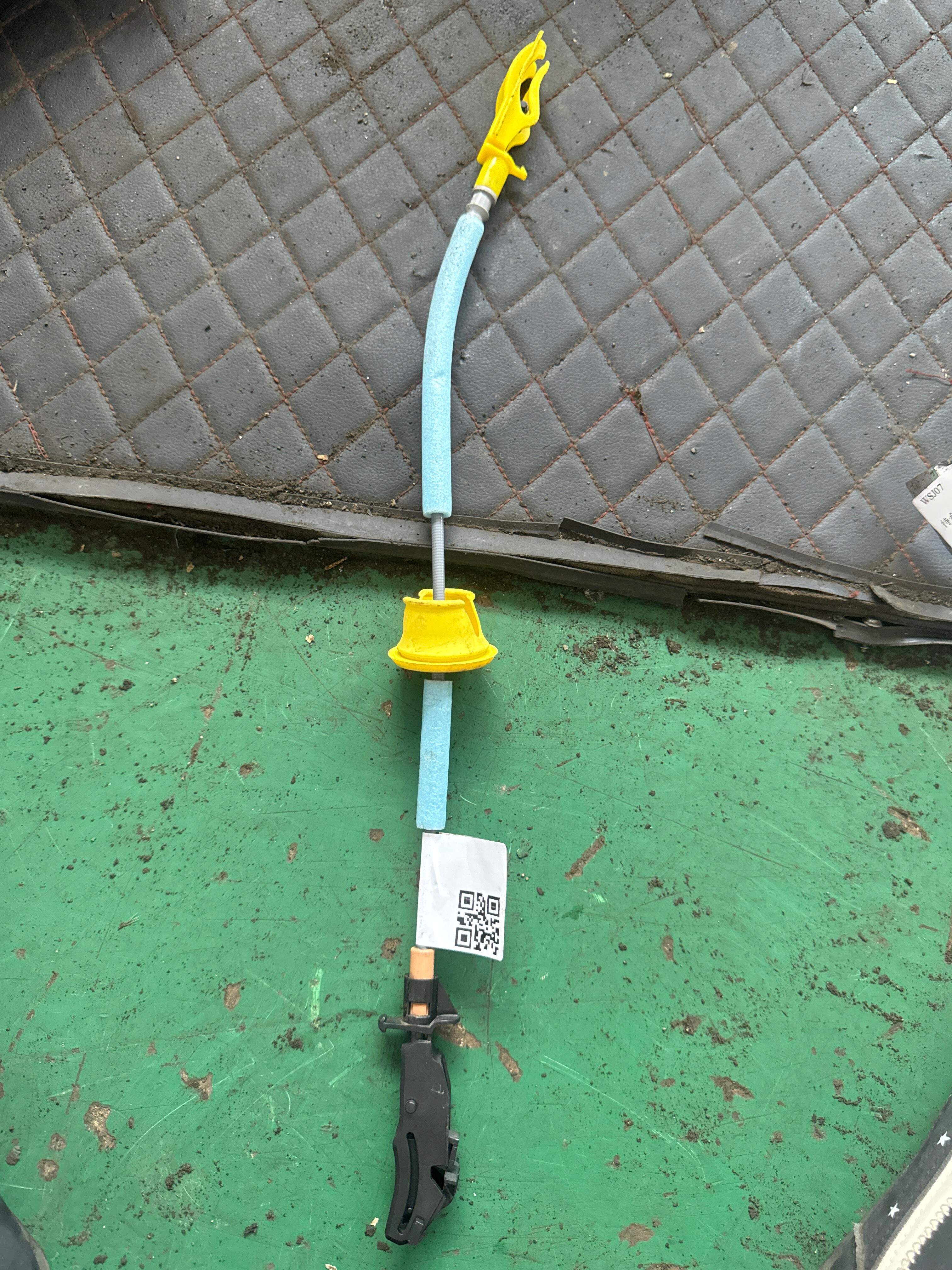 51227474349 后门内拉手拉线(右)