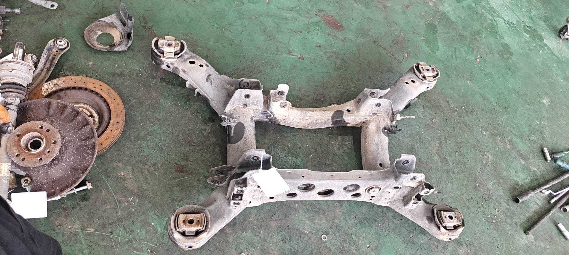 A1663504900 Rear Axle Housing