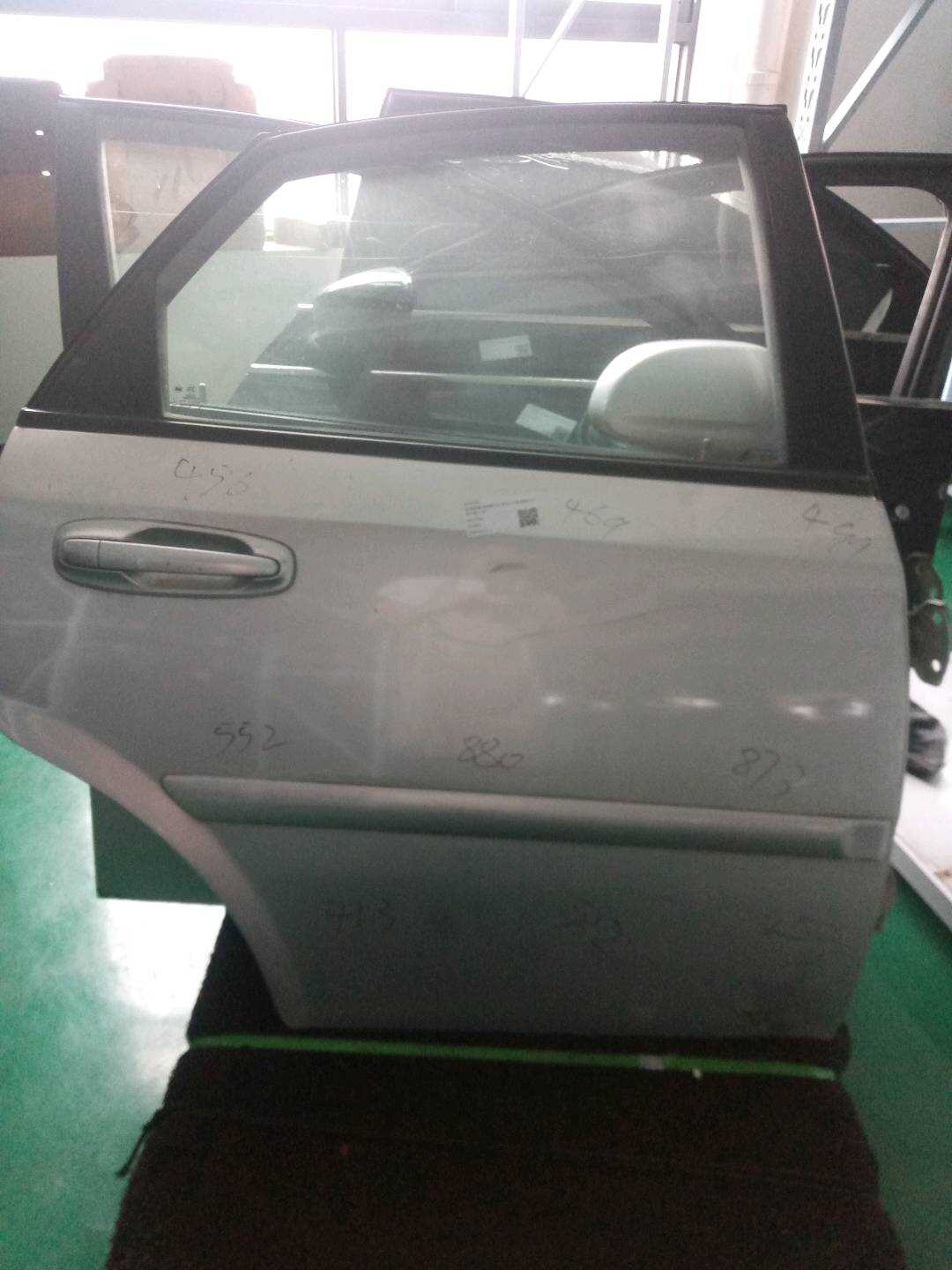 96547684 后门壳（右）
