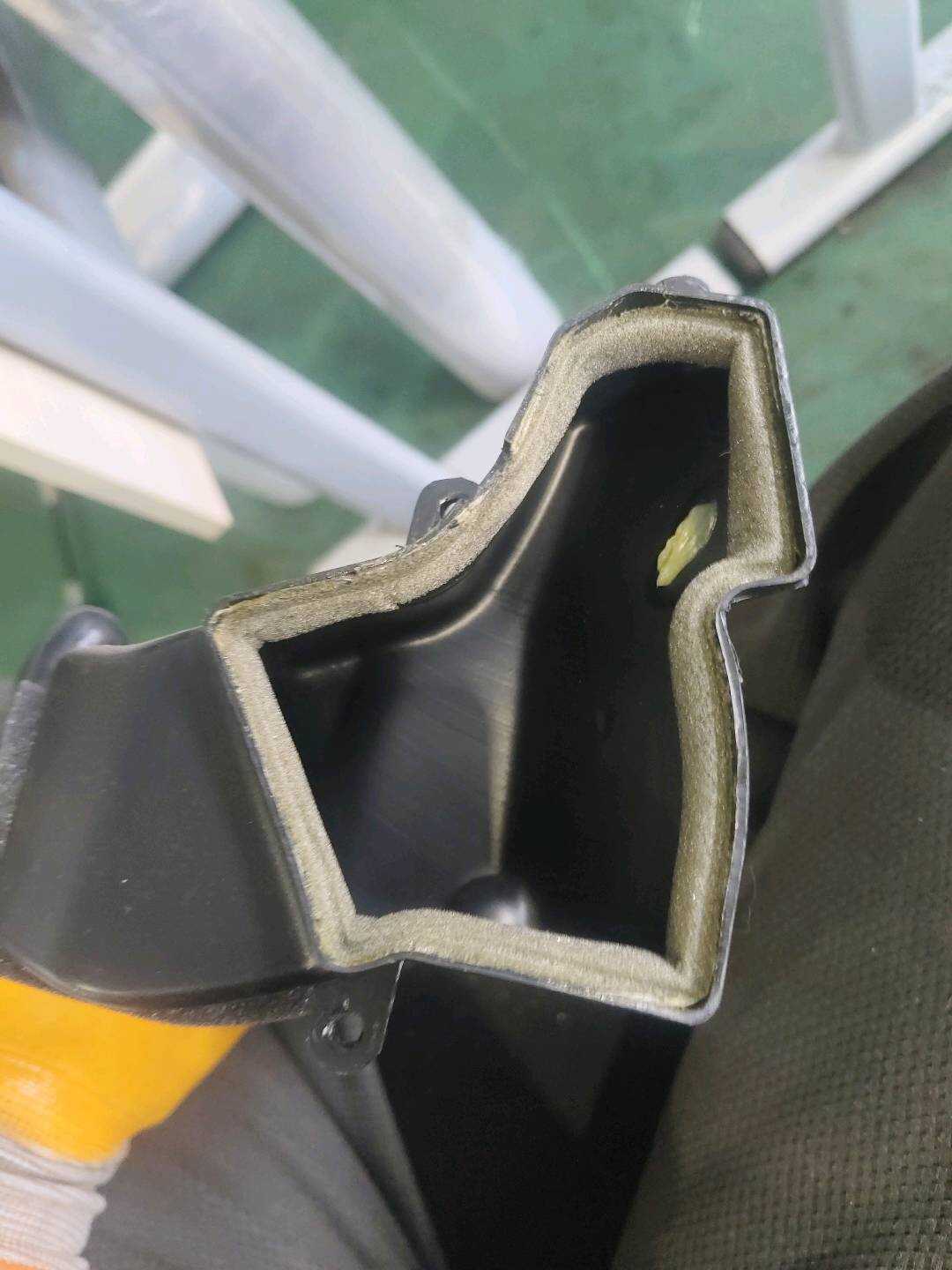 B013361 Front Right Footwell Air Duct