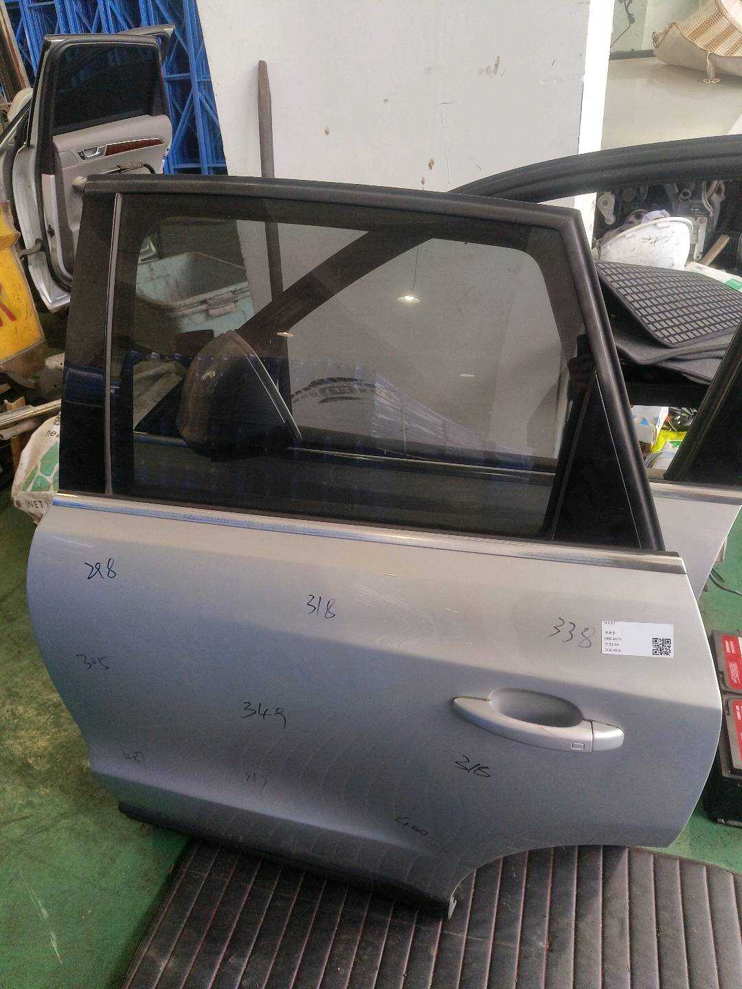 L8RD833051 后门壳(左)