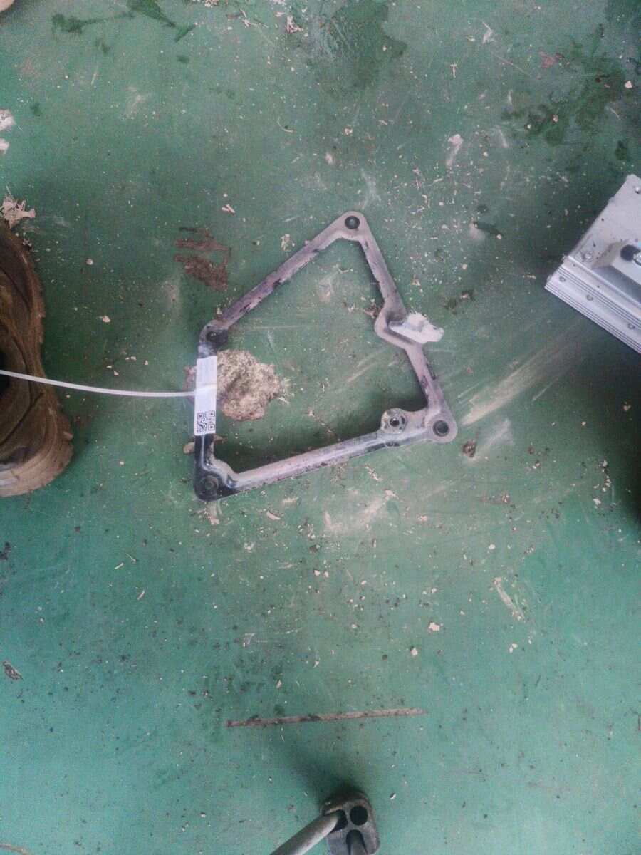 17358TA0G00 碳罐支架