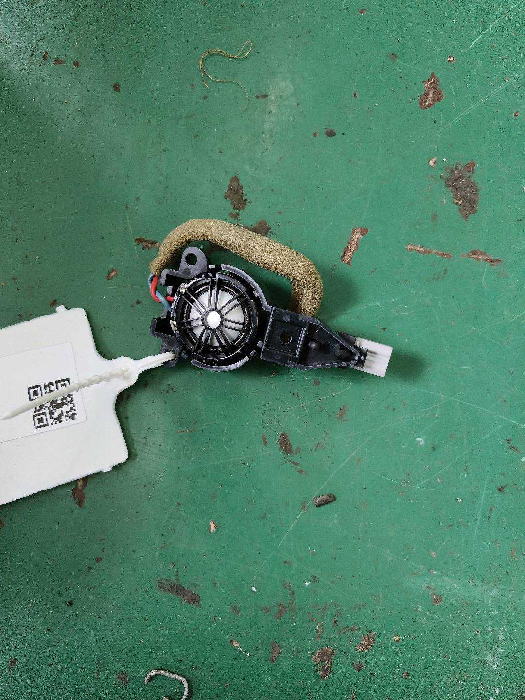 C2Z22817 Rear Door Tweeter, Right