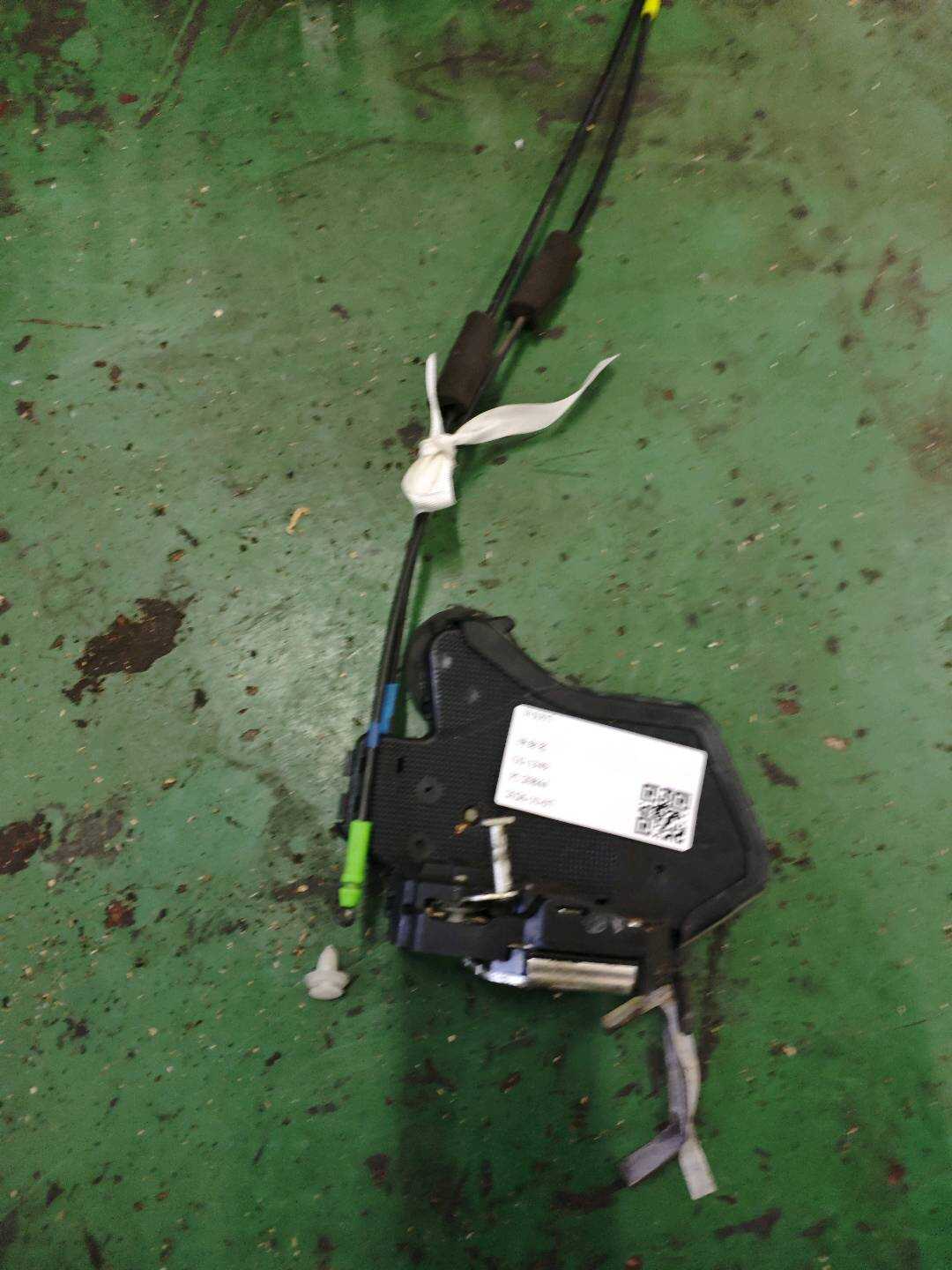690600N010 后门锁总成（左）