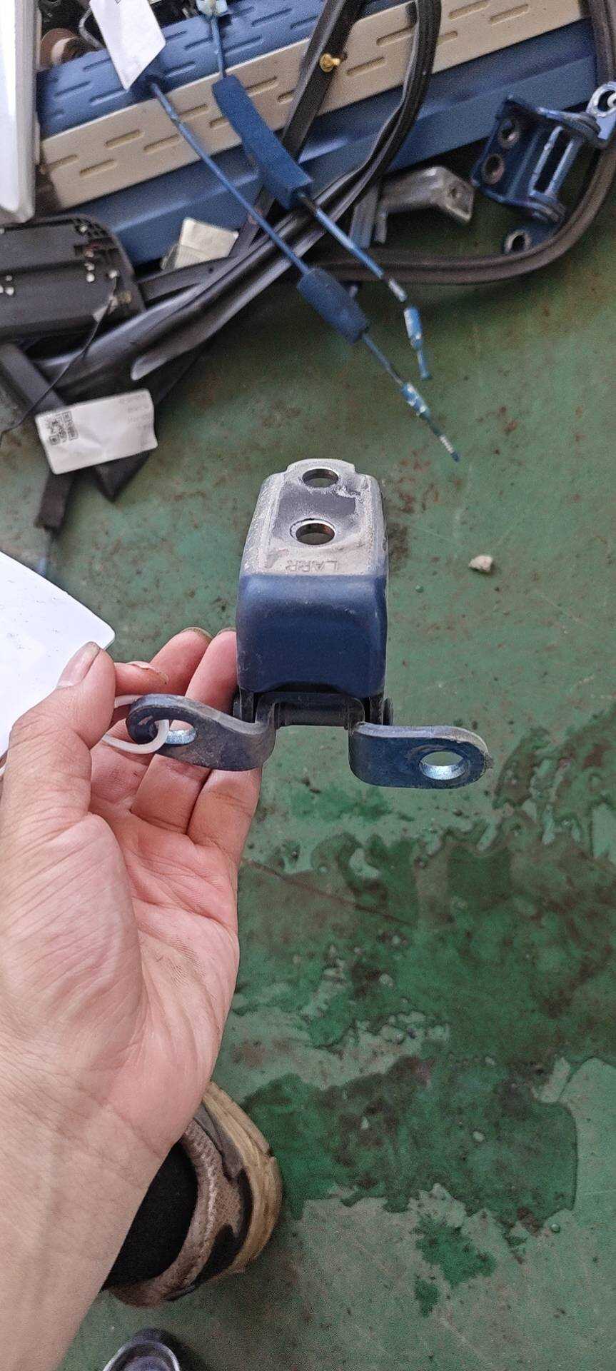 67920SLAH01ZZ 后门铰链（右下）