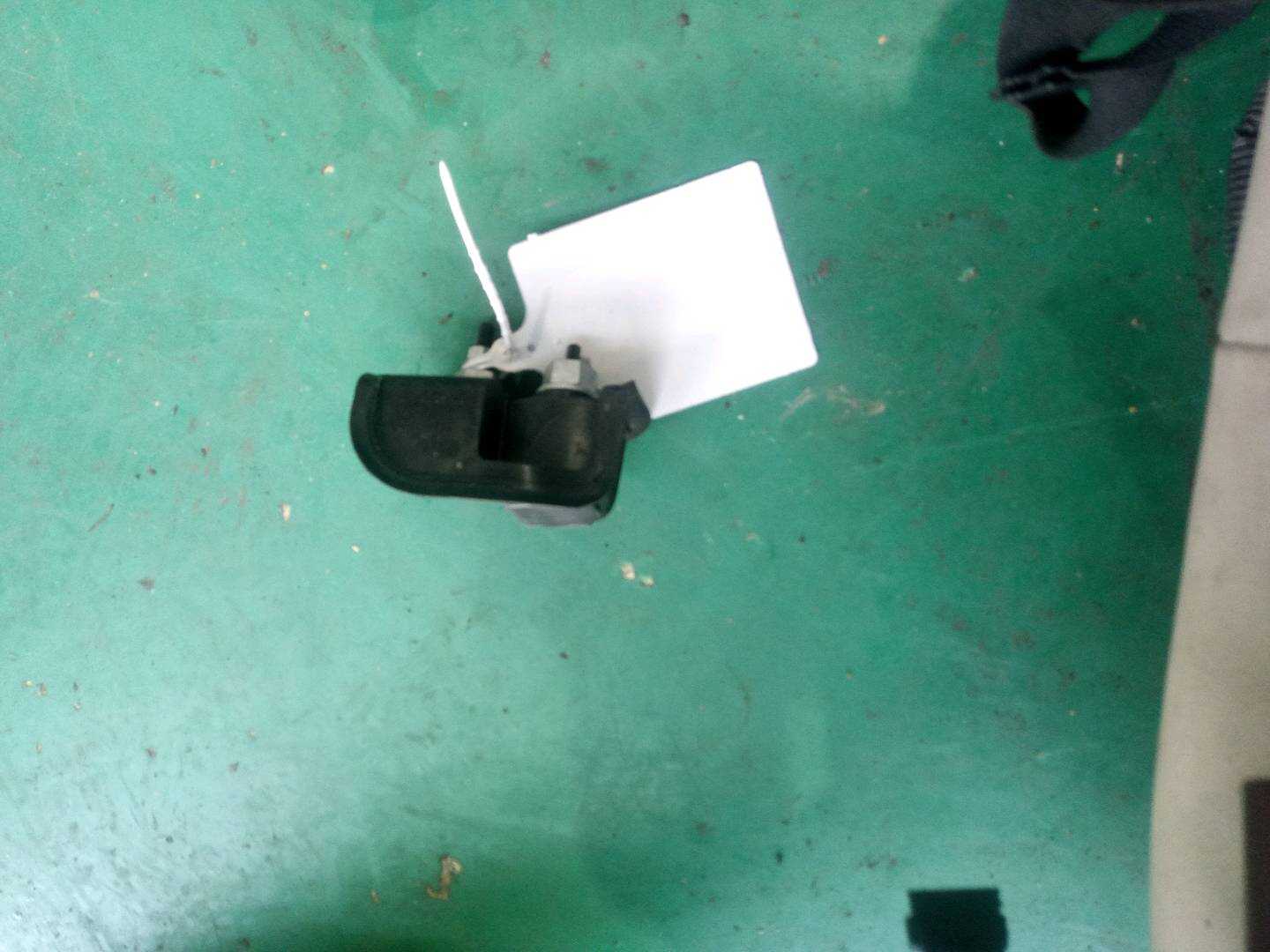 51247294780 行李箱盖挡块(右)