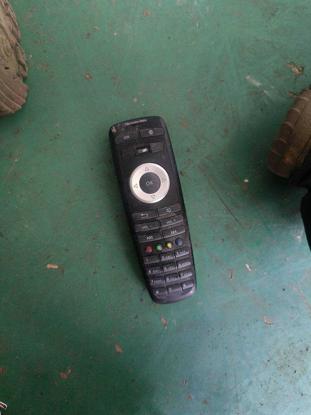 A2218703889 多媒体遥控器