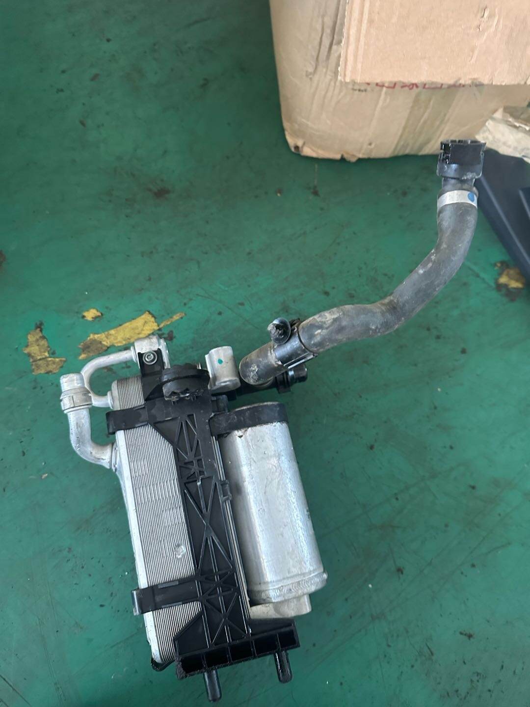 64536805342 冷凝器