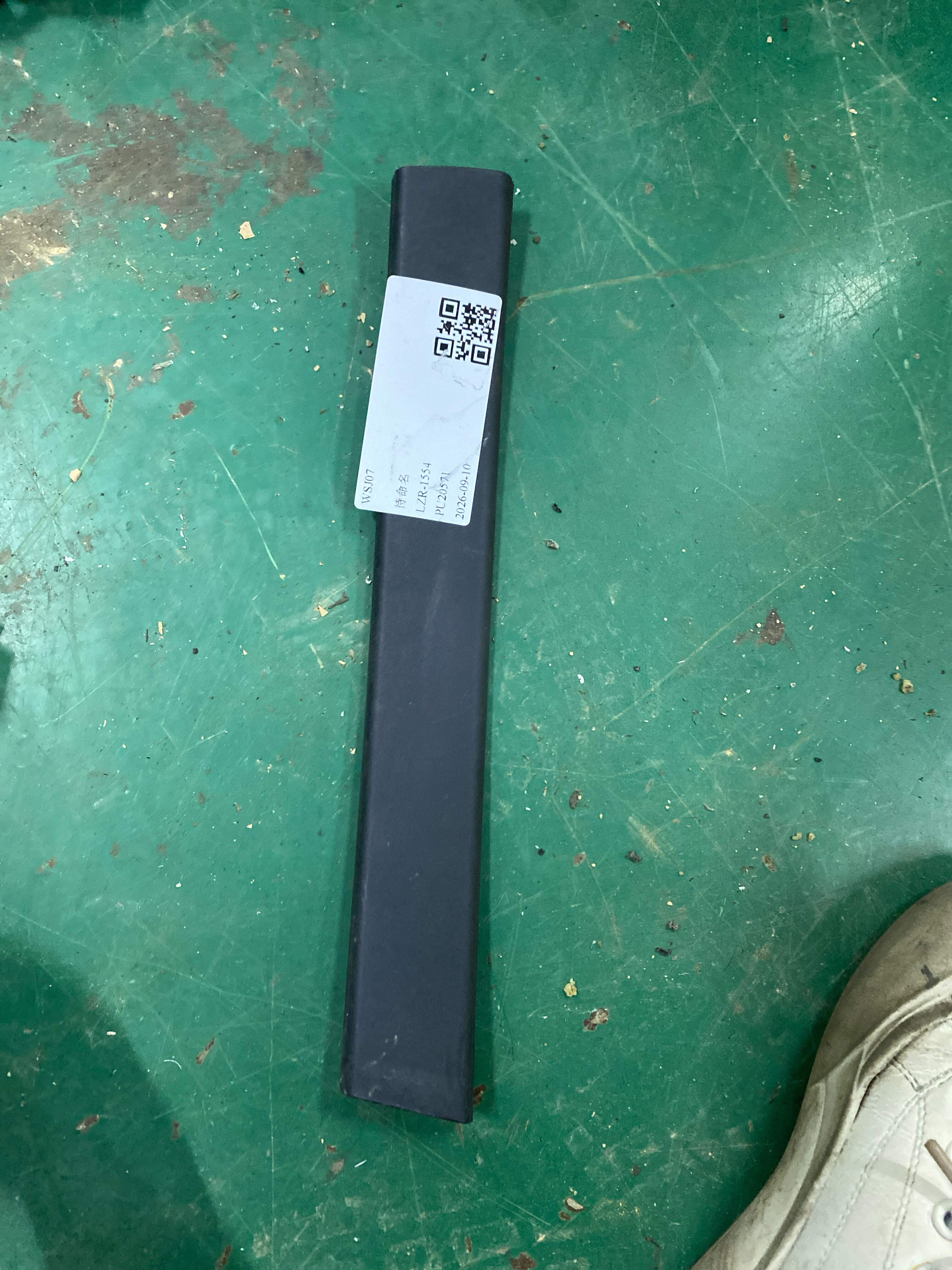 51357947833 后门窗框内饰板(左)