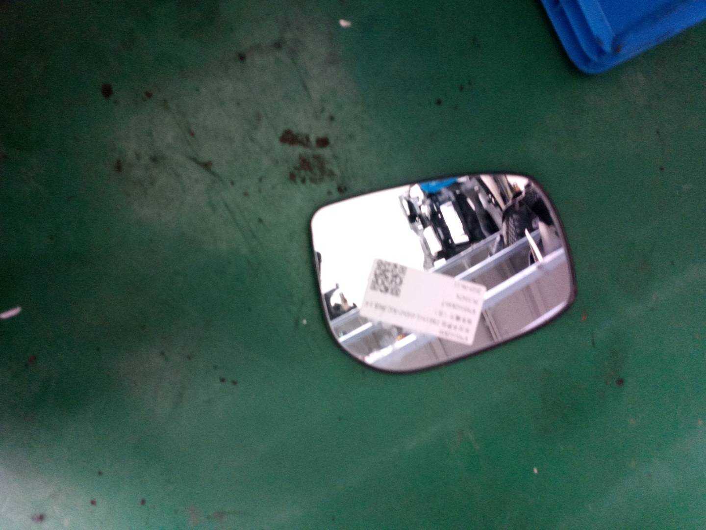 8793102830 倒车镜片（右）