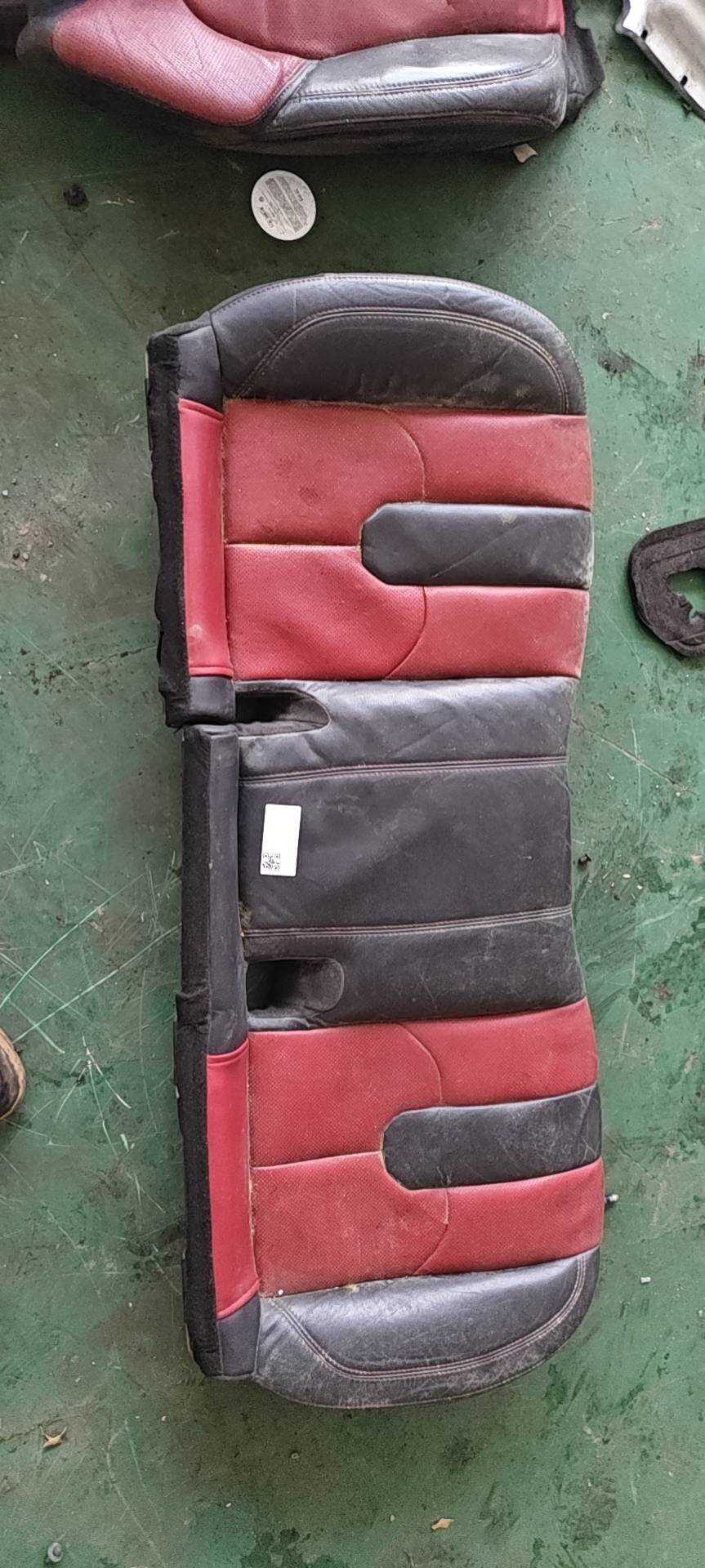 LR026876 Rear Seat Base Cover
