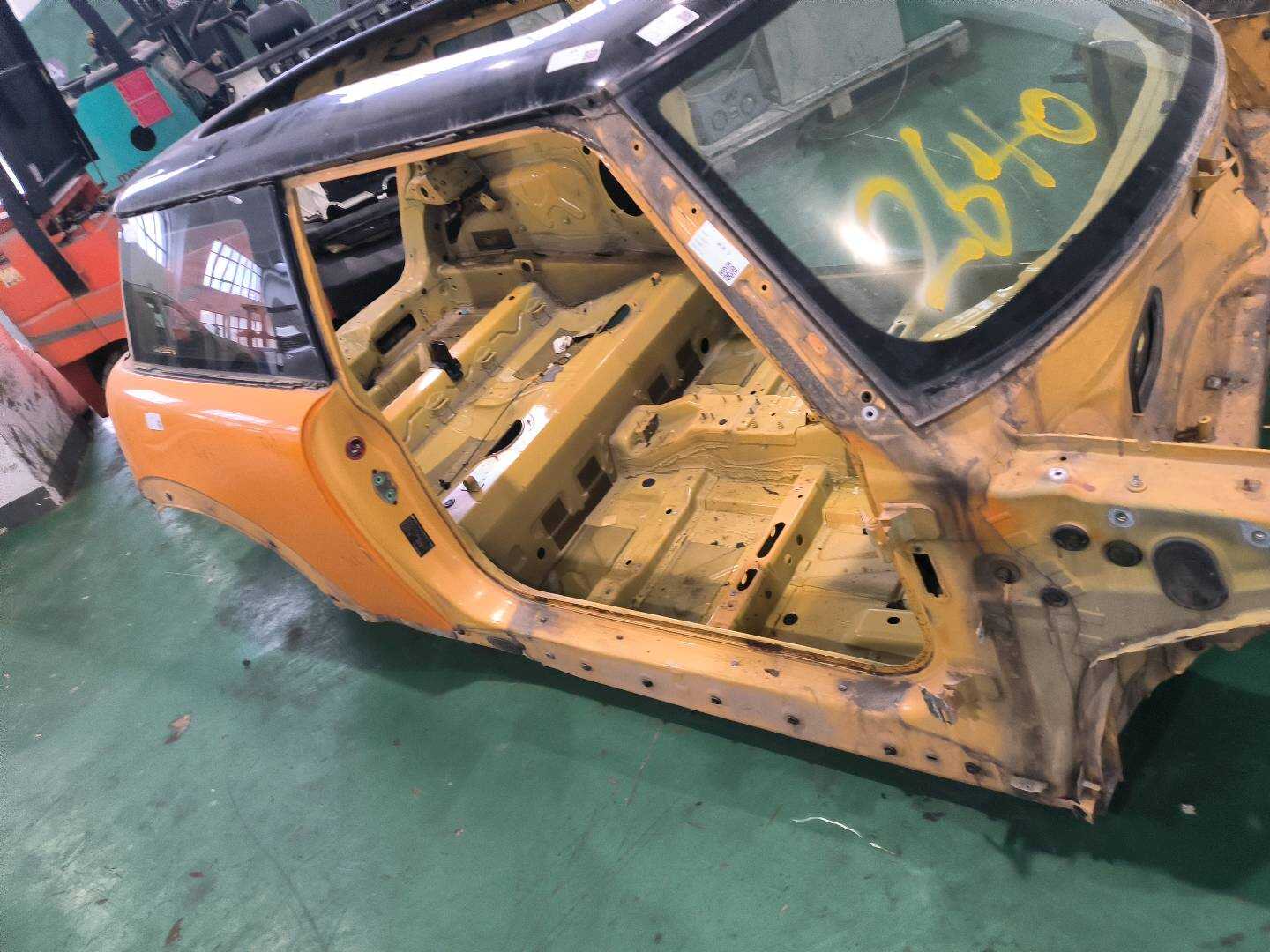 41002755066 侧窗框 外部 右