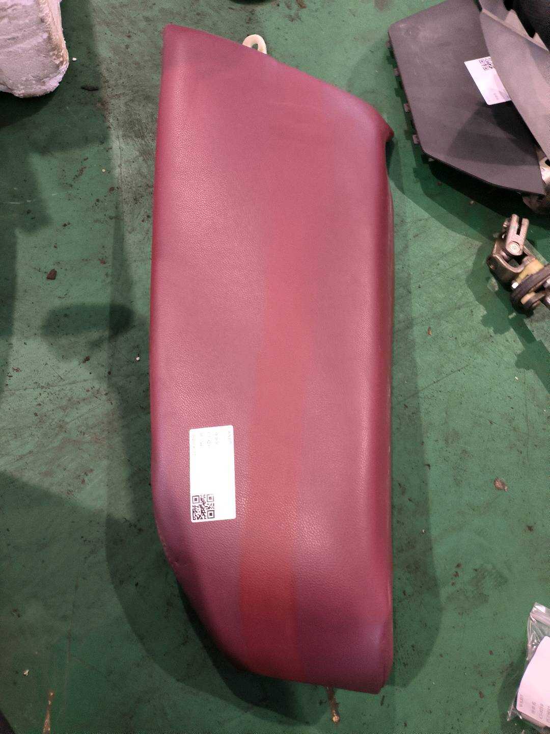 82550T2MQ01ZA 后座椅侧靠背（左）