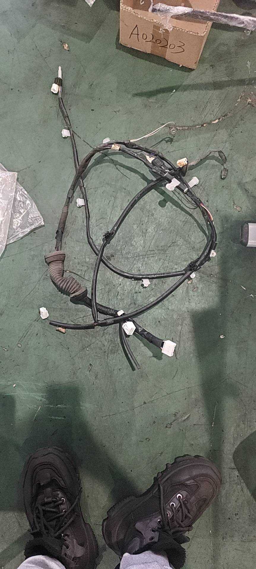 821840R050 尾盖线束