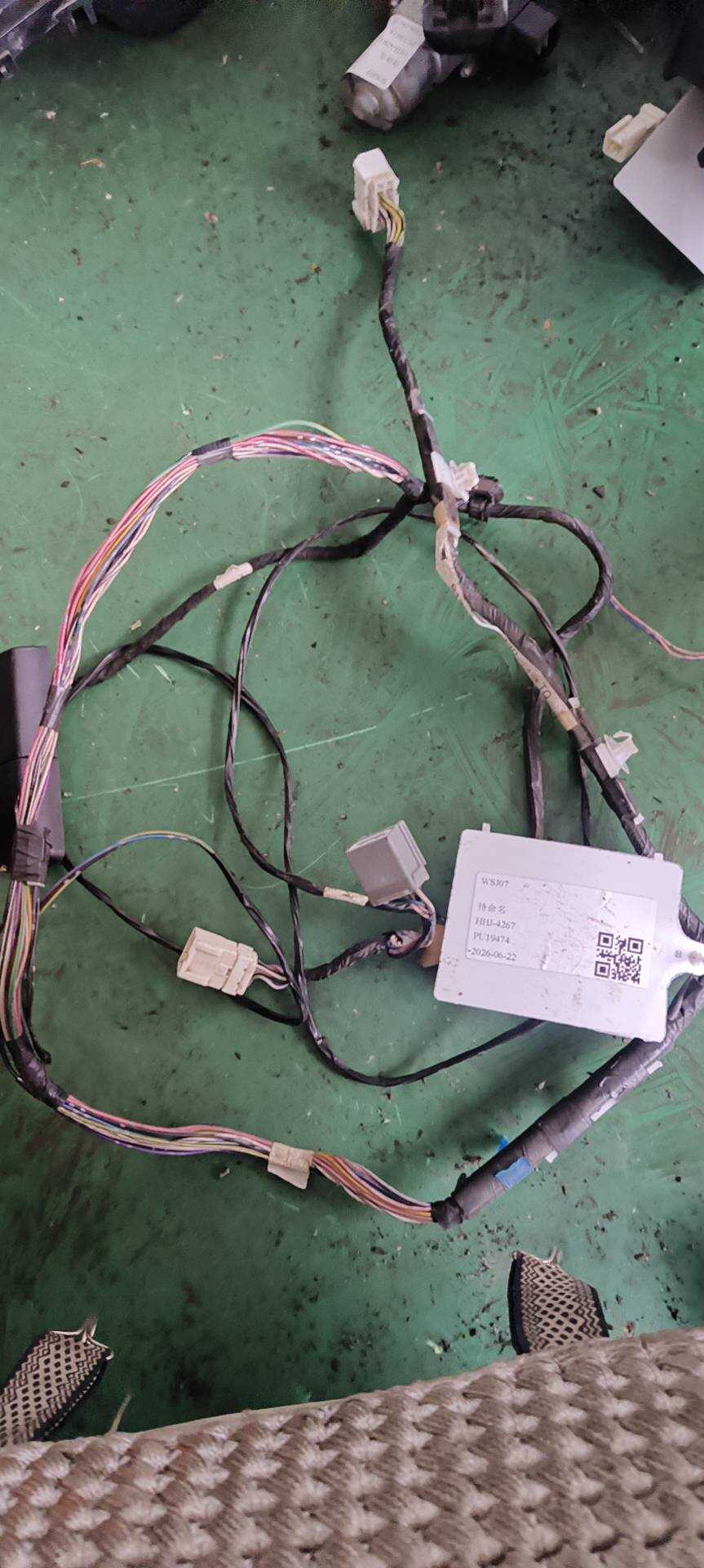 81801SG430 车顶线束