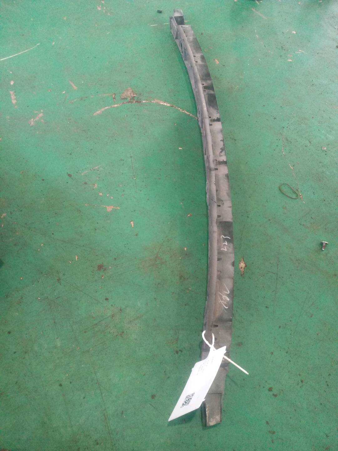 L4G5807458 后保险杠支架（中）
