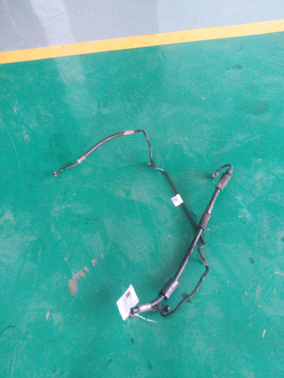 32416772817 转向助力泵出油管(高压油管)